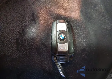 2013 BMW X1 xDrive28I from USA, damaged, VIN WBAVL1C50DVR83990